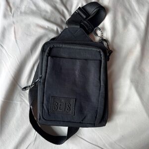 BEIS crossbody bag